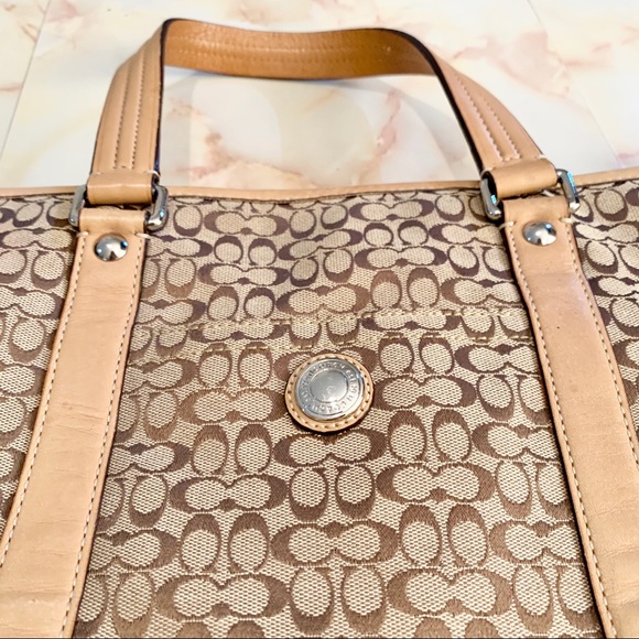 ♦️𝗦𝗢𝗟𝗗♦️ VTG coach large shoulder tote bag - Picture 15 of 16